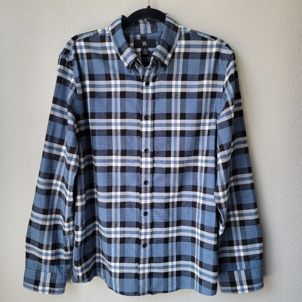 Banana Republic Luxe Flannel Standard Fit Button Down Shirt Medium Blue Plaid